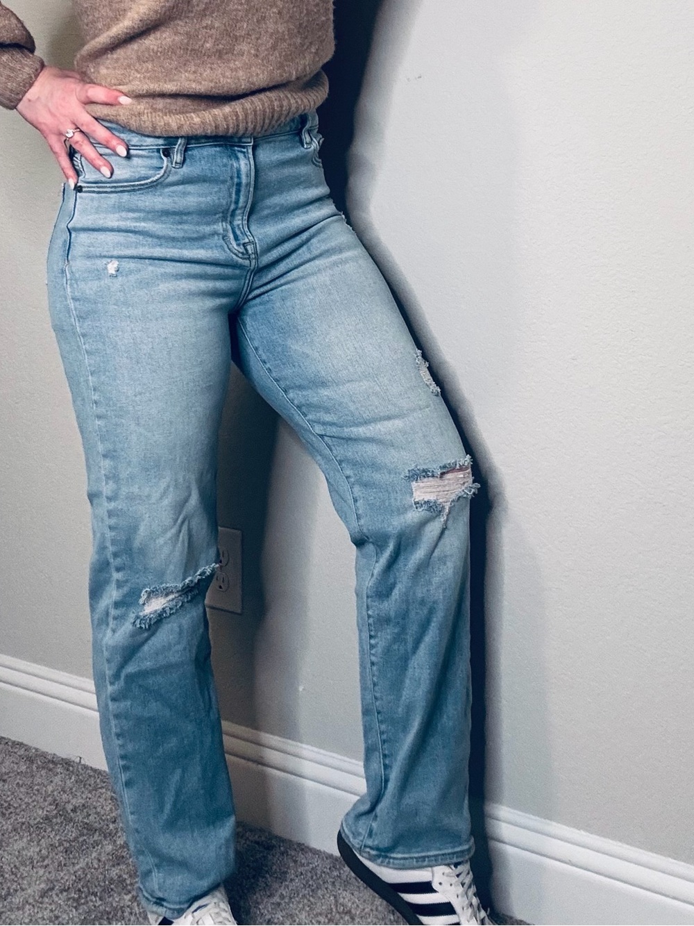 Hidden Light Wash Distressed Straight Leg Jeans Sz 31 High Waist